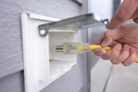 Energy-Efficient & Reliable